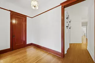 5718 S Dorchester Ave, Chicago, IL 60637 - Photo 3