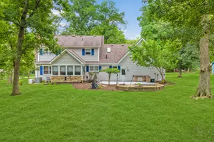 2094 Running Deer Ln, Freeport, IL 61032 - Photo 5