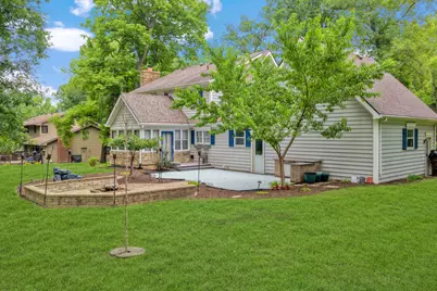 2094 Running Deer Lane, Freeport, IL 61032 - Photo 3