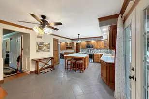 2094 Running Deer Ln, Freeport, IL 61032 - Photo 13