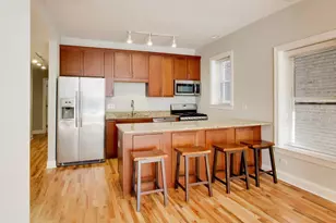 4753 N Beacon St, Chicago, IL 60640 - Photo 7