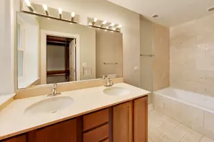 4753 N Beacon St, Chicago, IL 60640 - Photo 13