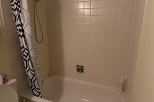 1018 Castilian Ct, Glenview, IL 60025 - Photo 21