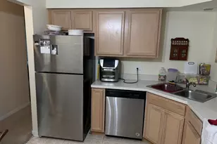 1018 Castilian Ct, Glenview, IL 60025 - Photo 9