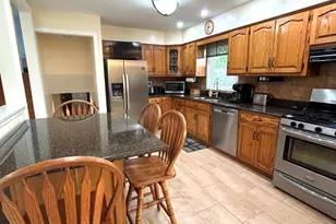 508 Willow Ln, Beecher, IL 60401 - Photo 5