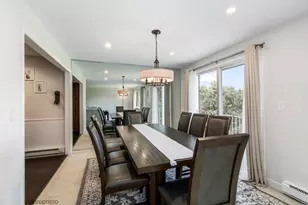2812 E Bel Aire Dr, Arlington Heights, IL 60004 - Photo 5