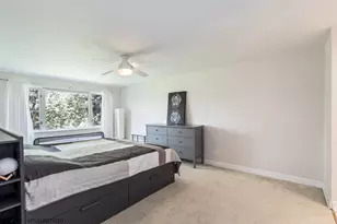 2812 E Bel Aire Dr, Arlington Heights, IL 60004 - Photo 11
