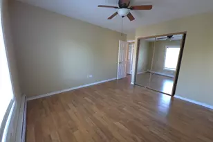 1665 Coach Dr, Naperville, IL 60565 - Photo 7