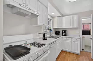 3128 Ernst St, Franklin Park, IL 60131 - Photo 7