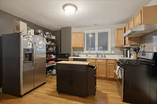 3859 N Whipple St, Chicago, IL 60618 - Photo 13