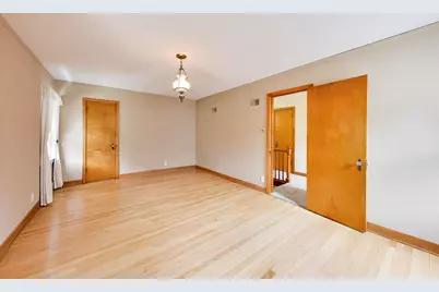 10426 S Artesian Avenue, Chicago, IL 60655 - Photo 13