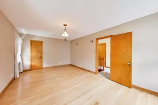 10426 S Artesian Ave, Chicago, IL 60655 - Photo 13
