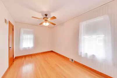 10426 S Artesian Avenue, Chicago, IL 60655 - Photo 15