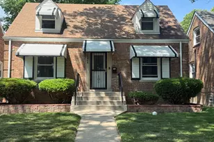 12448 S Elizabeth St, Calumet Park, IL 60827 - Photo 1