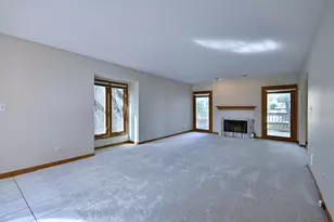 148 Schiller Square, Itasca, IL 60143 - Photo 5