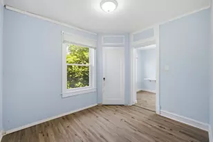 1375 Whitcomb Ave, Des Plaines, IL 60018 - Photo 9