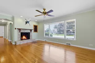 10019 S Keeler Ave, Oak Lawn, IL 60453 - Photo 3