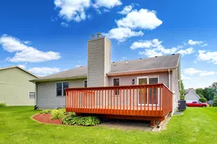 231 Clover Chase Cir, Woodstock, IL 60098 - Photo 25
