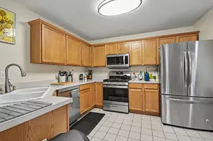 3025 Crystal Rock Rd, Naperville, IL 60564 - Photo 5