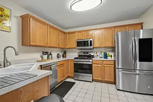 3025 Crystal Rock Rd, Naperville, IL 60564 - Photo 5