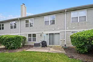 3025 Crystal Rock Rd, Naperville, IL 60564 - Photo 15
