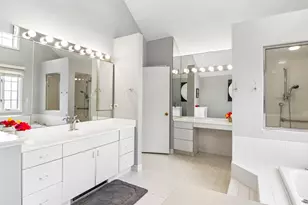 985 Coventry Ln, Highland Park, IL 60035 - Photo 23