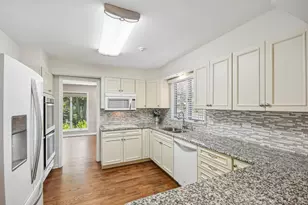 985 Coventry Ln, Highland Park, IL 60035 - Photo 15