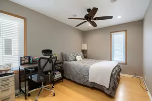 4647 N Kenmore Ave, Chicago, IL 60640 - Photo 15