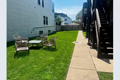 5325 N Damen Avenue #1, Chicago, IL 60625 - Photo 11