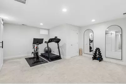 5652 N Lockwood Avenue, Chicago, IL 60646 - Photo 23