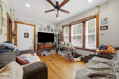 3901 W Fullerton Avenue, Chicago, IL 60647 - Photo 13