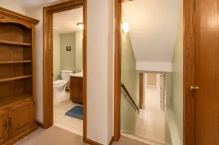 2212 Susanna Way, Crest Hill, IL 60403 - Photo 15