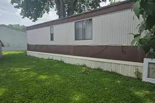 190 Carriage Ln, Sauk Village, IL 60411 - Photo 19