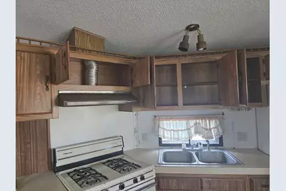 190 Carriage Lane #190, Sauk Village, IL 60411 - Photo 7