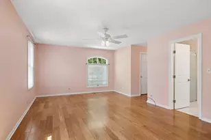 807 S Sheridan Dr, Bartlett, IL 60103 - Photo 25