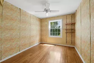 807 S Sheridan Dr, Bartlett, IL 60103 - Photo 17