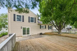 807 S Sheridan Dr, Bartlett, IL 60103 - Photo 27