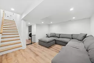 146 E Maple St, Hinsdale, IL 60521 - Photo 11