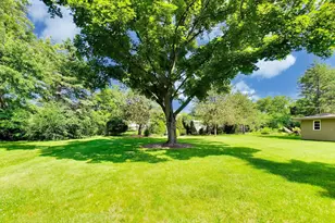 103 Cottonwood Rd, Northbrook, IL 60062 - Photo 43