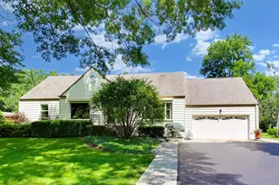 103 Cottonwood Rd, Northbrook, IL 60062 - Photo 1