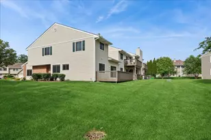 172 Morningside Ln, Buffalo Grove, IL 60089 - Photo 29