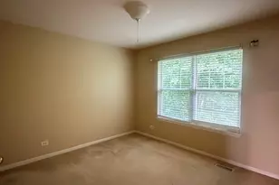 3376 Bradbury Cir, Aurora, IL 60504 - Photo 13