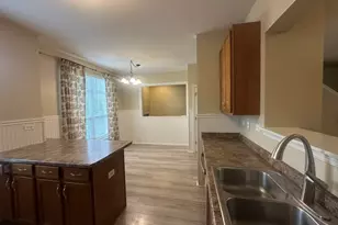 3376 Bradbury Cir, Aurora, IL 60504 - Photo 5
