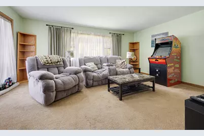 60 Arizona Lane, Hoffman Estates, IL 60169 - Photo 15