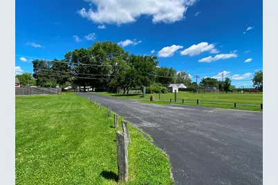 136 Saugatuck Road, Montgomery, IL 60538 - Photo 33
