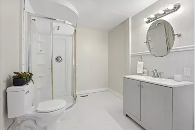 710 W Jefferson Street, Bloomington, IL 61701 - Photo 21
