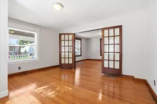 710 W Jefferson St, Bloomington, IL 61701 - Photo 13