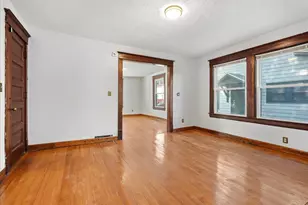 710 W Jefferson St, Bloomington, IL 61701 - Photo 9