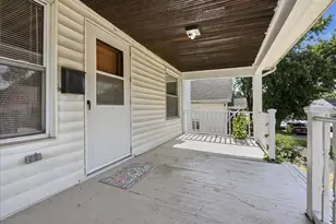 710 W Jefferson St, Bloomington, IL 61701 - Photo 3