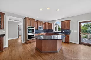 4N251 Mark Twain St, Saint Charles, IL 60175 - Photo 13